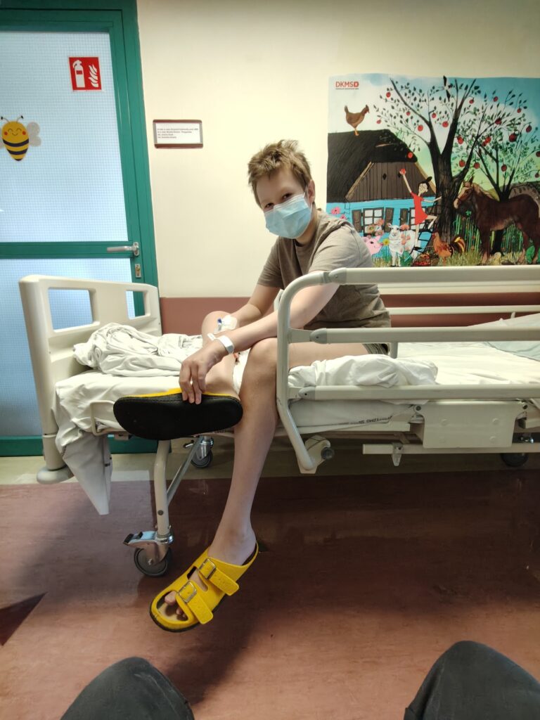 FUNDACJA NA RATUNEK DZIECIOM A CHOROBĄ NOWOTWOROWĄ BORYS WATKOWSKI KRS 00000 86210